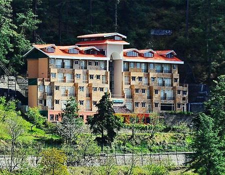Hotel The Naldehra à Shimla Extérieur photo