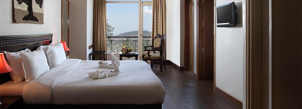 Hotel The Naldehra à Shimla Extérieur photo